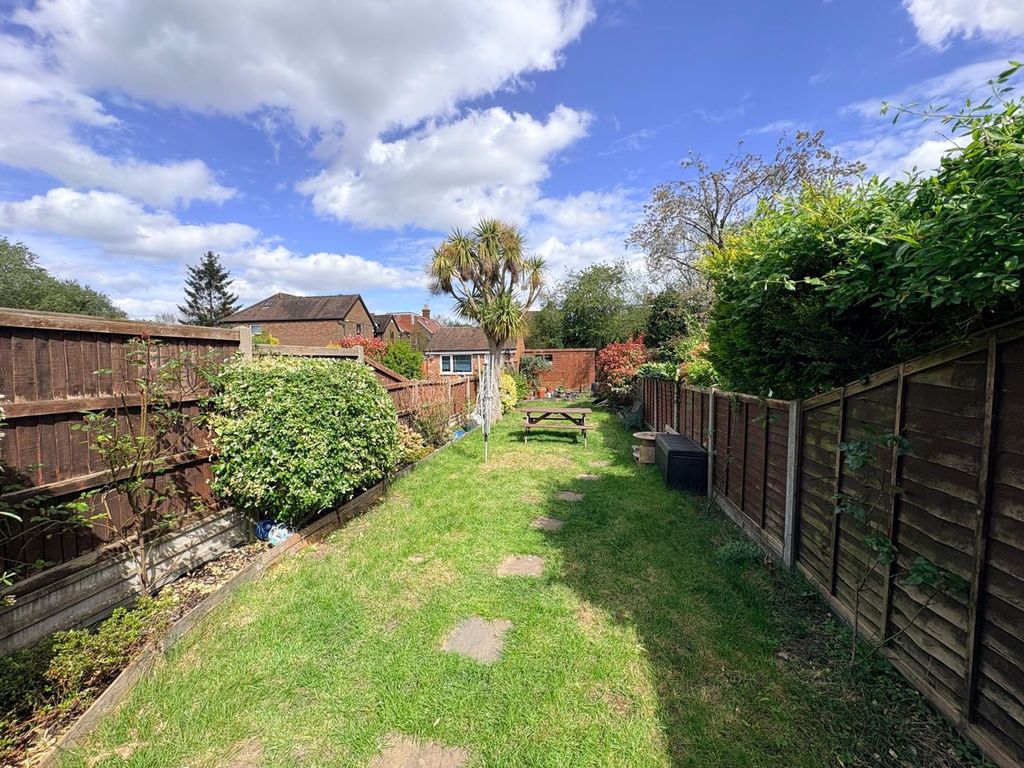 Property photo 3 of 11