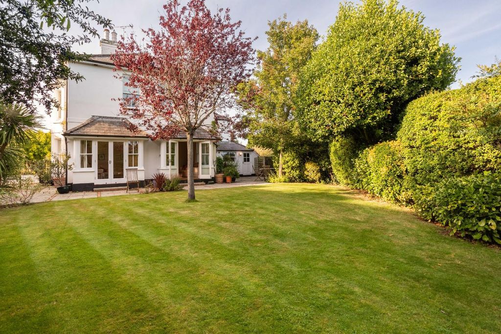 Property photo 1 of 30 Croft Lane-3.Jpg
