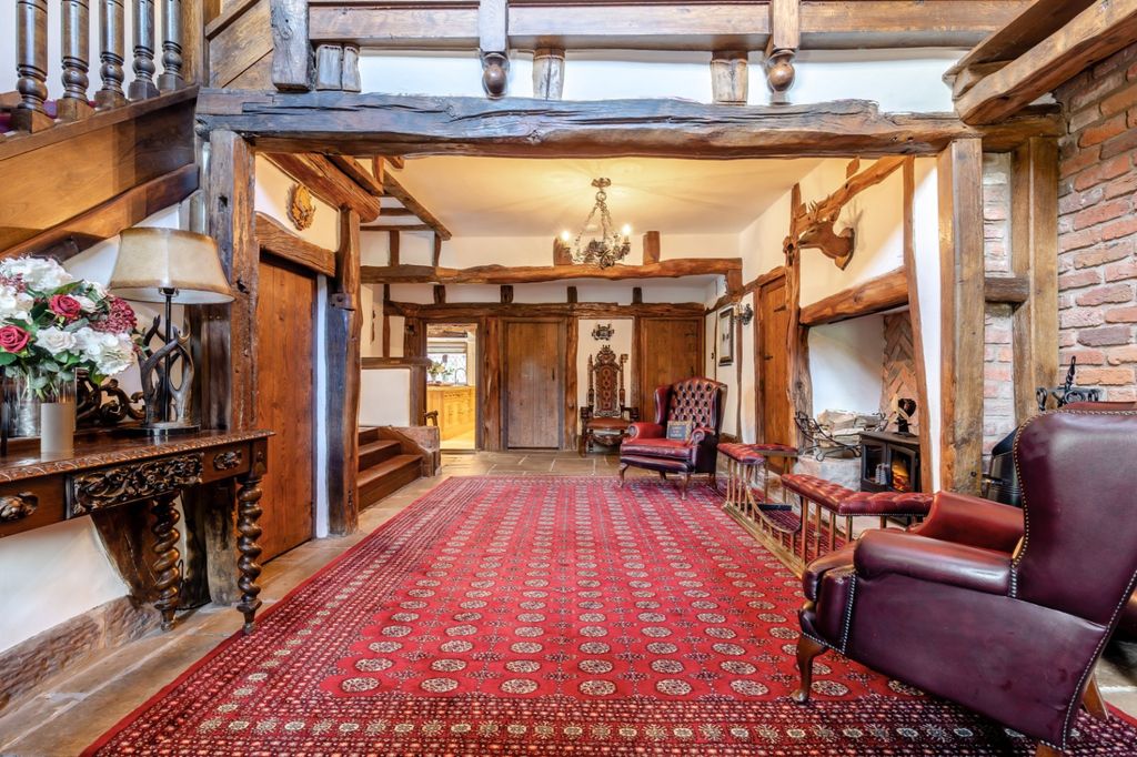 Additional image 8 of 7 bed equestrian for salePark Lane, Higher Walton, Warrington, Cheshire WA4