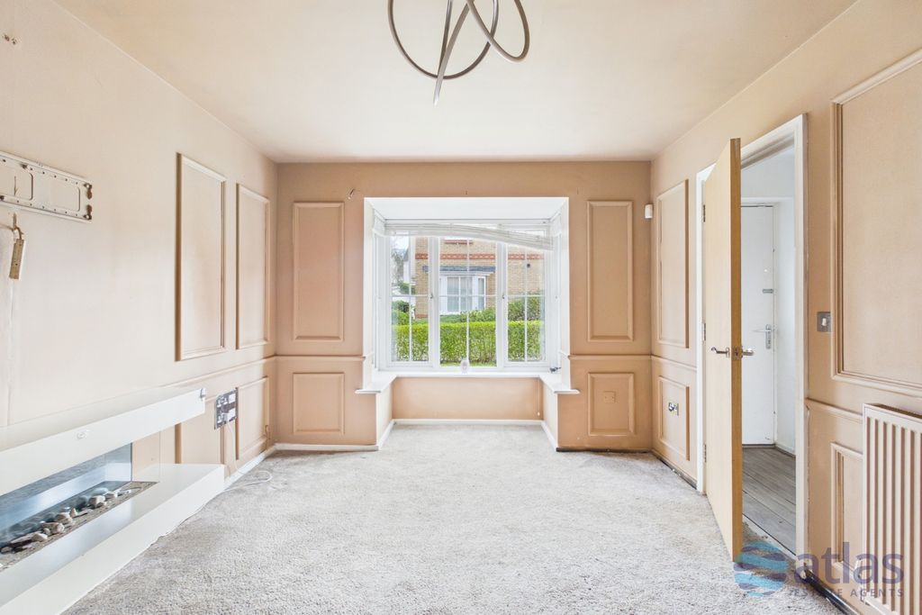 Property photo 3 of 21 Reception Room