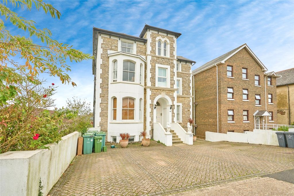 Property photo 1 of 15 Picture No. 01