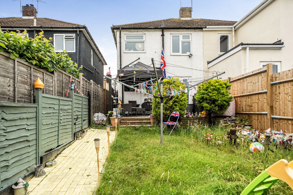 Property photo 3 of 11 1470884-7-6A2A797...