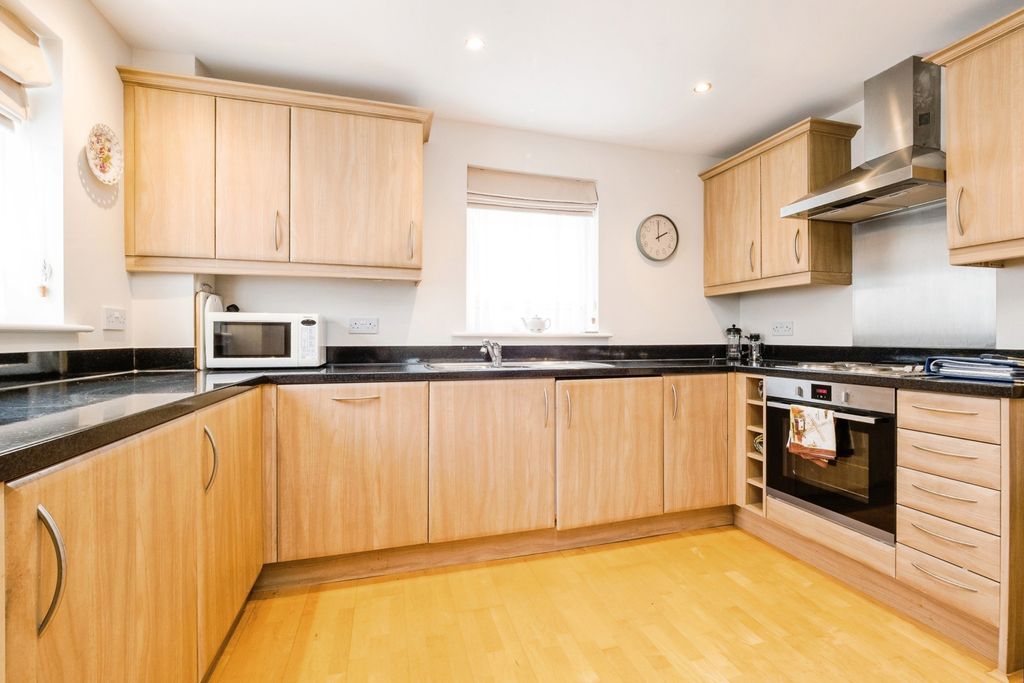 Property photo 3 of 17 Pbox-Img.Jpg