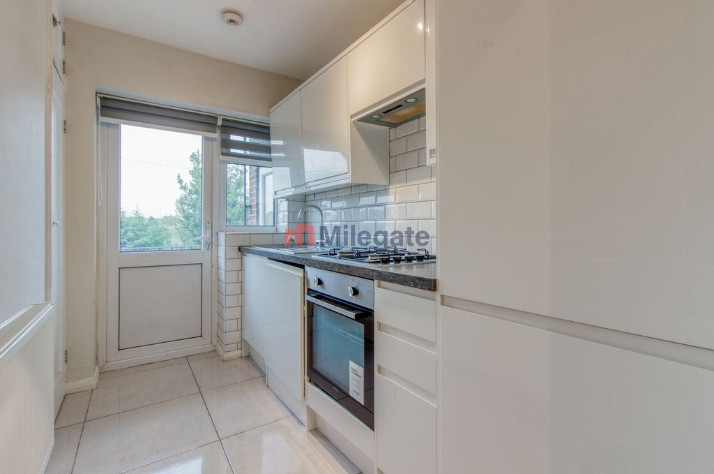 Property photo 3 of 5 Photo 3