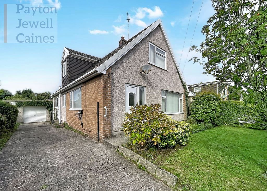 Property photo 1 of 18