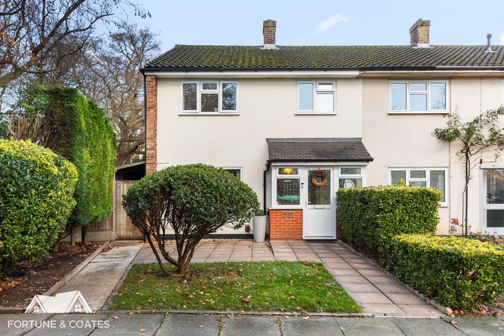 Property photo 1 of 23 Blackbushspring_26.Jpg