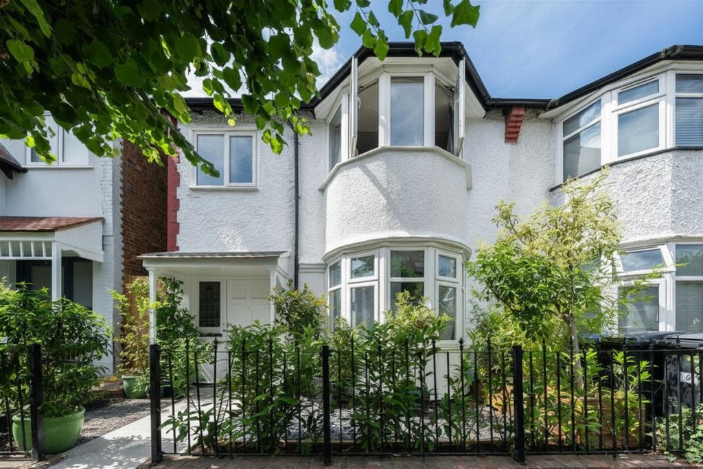 Property photo 1 of 18 4888130