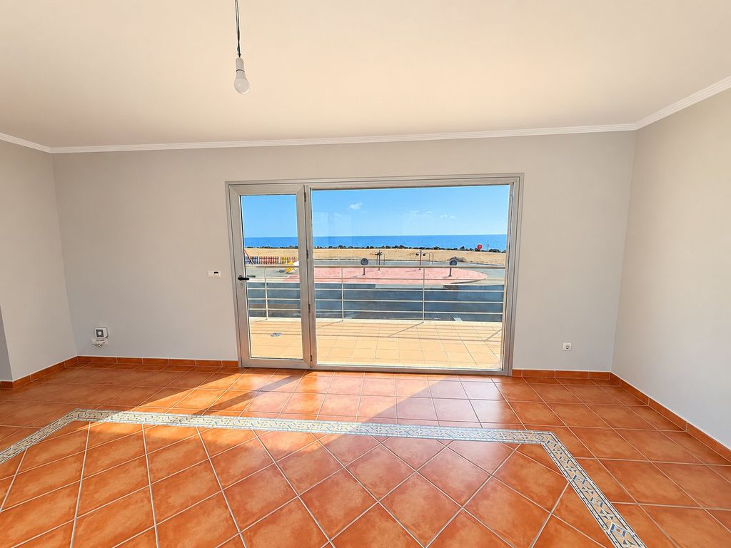 Property photo 3 of 50
