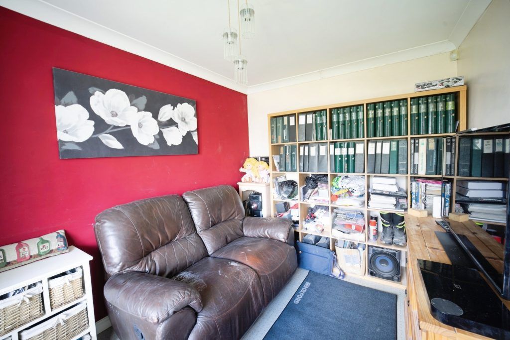 Property photo 3 of 20