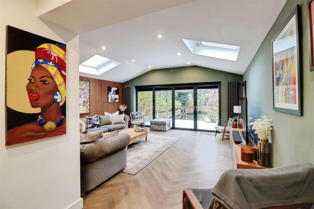 Property photo 2 of 43 63d07479-Img_6907-Img_6909.Jpg