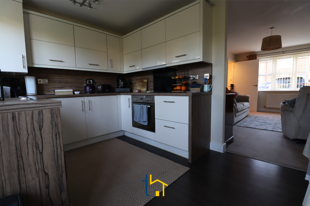 Property photo 2 of 9