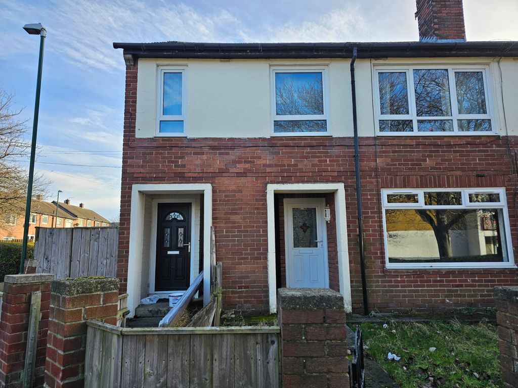Property photo 1 of 3