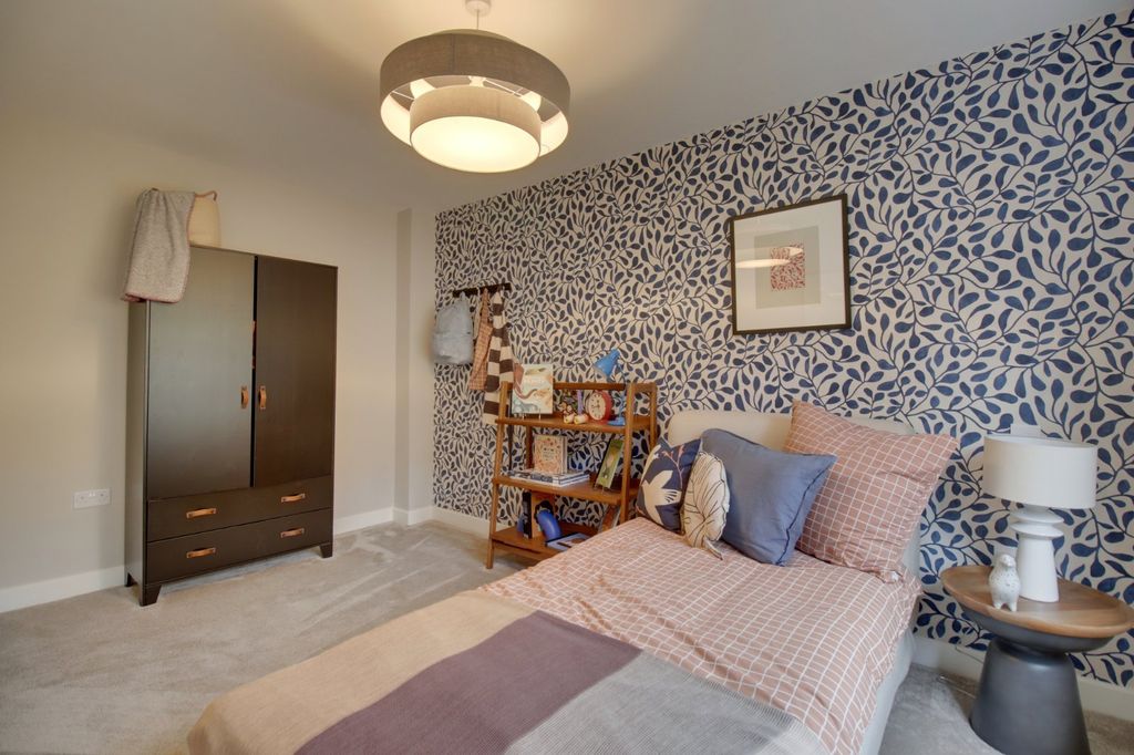 Additional image 17 of 4 bed detached house to rentPark Meadow Lane, Leeds, West Yorkshire LS12