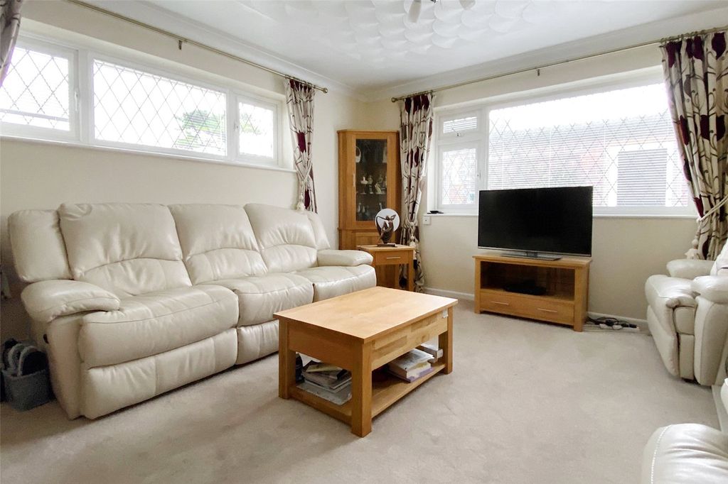 Property photo 3 of 17 Picture No. 11