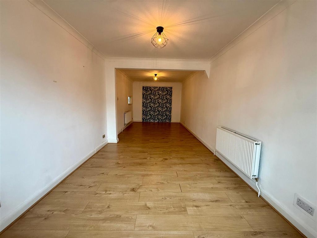 Property photo 2 of 14 Living Room