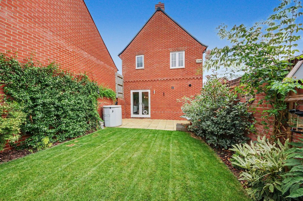 Property photo 3 of 19