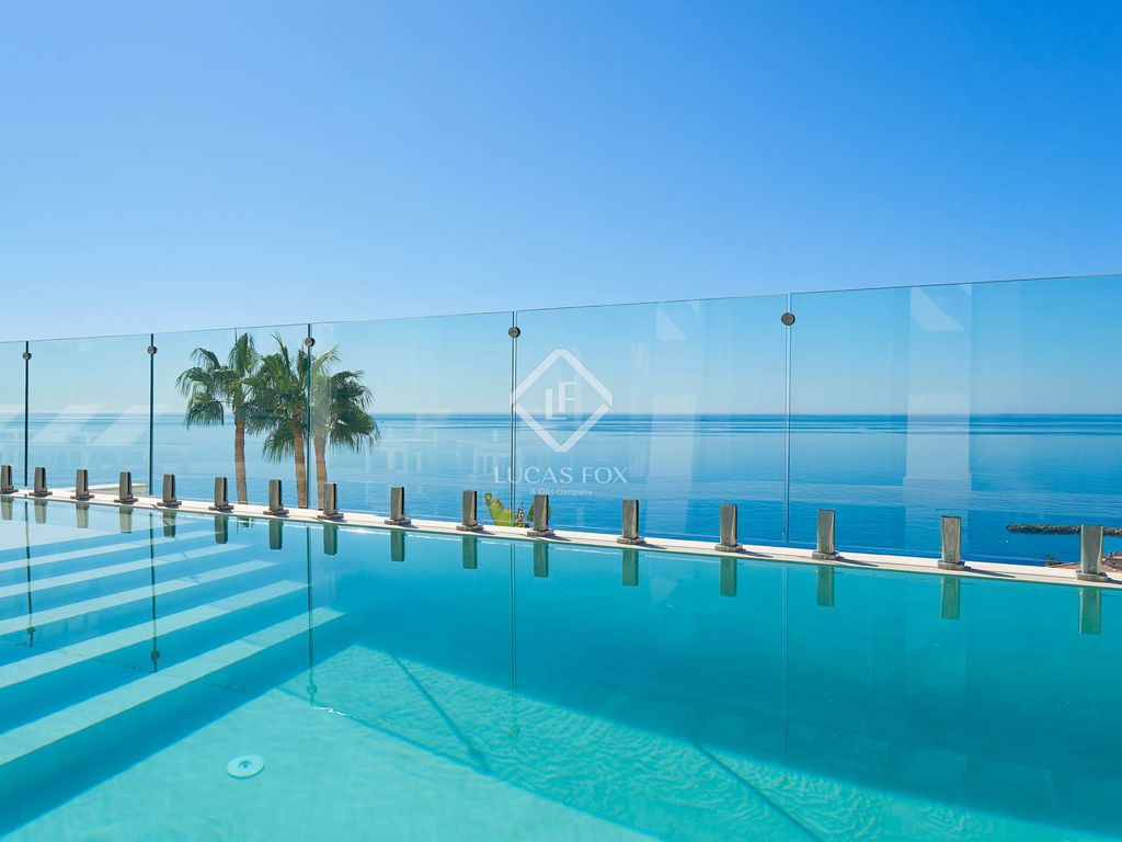 Property photo 2 of 44