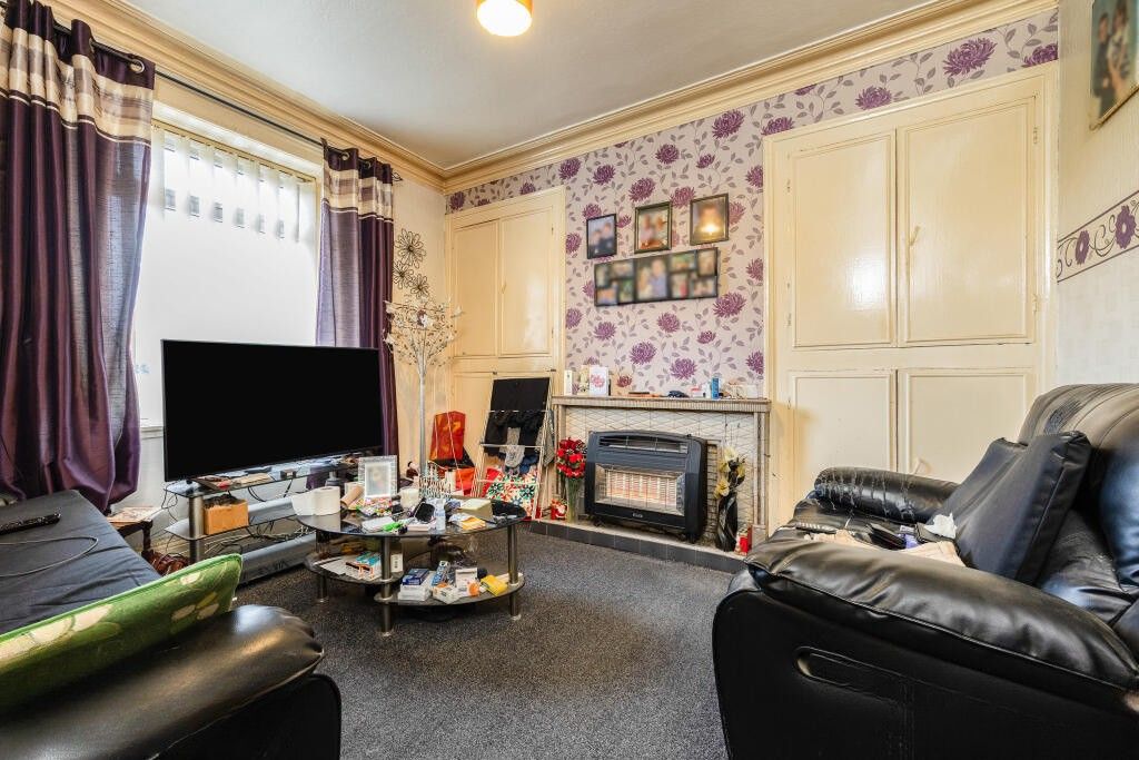 Property photo 3 of 13