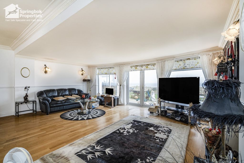 Property photo 3 of 20 2