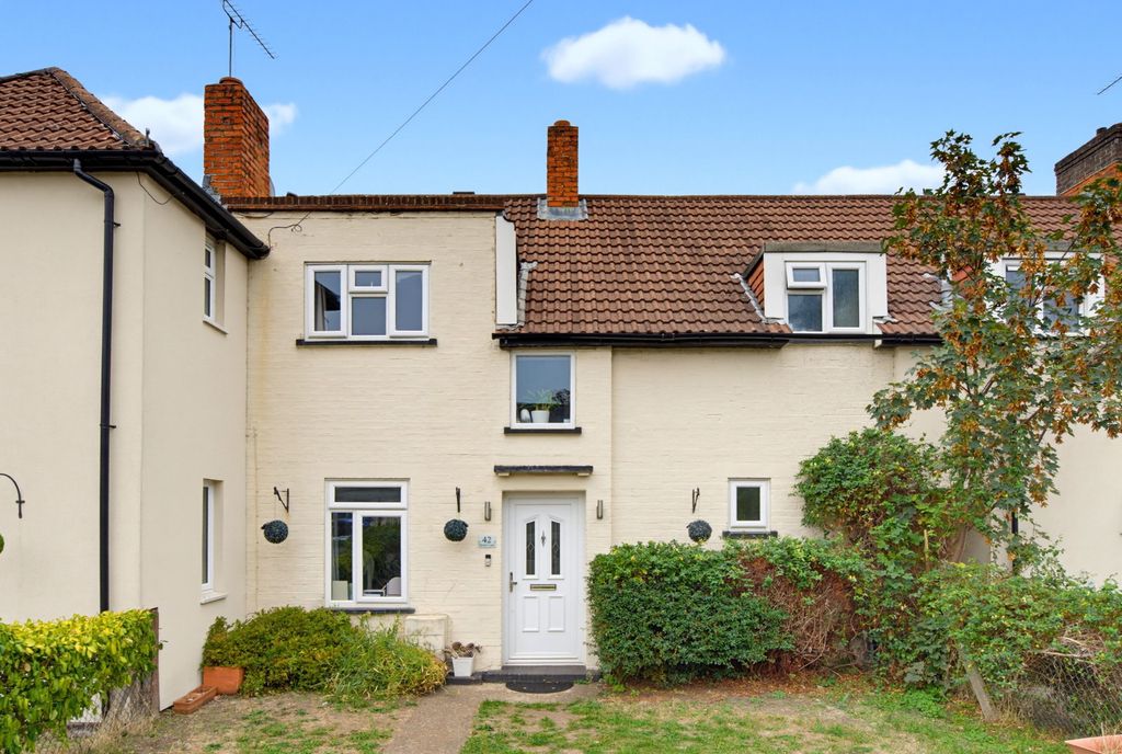 Property photo 1 of 12