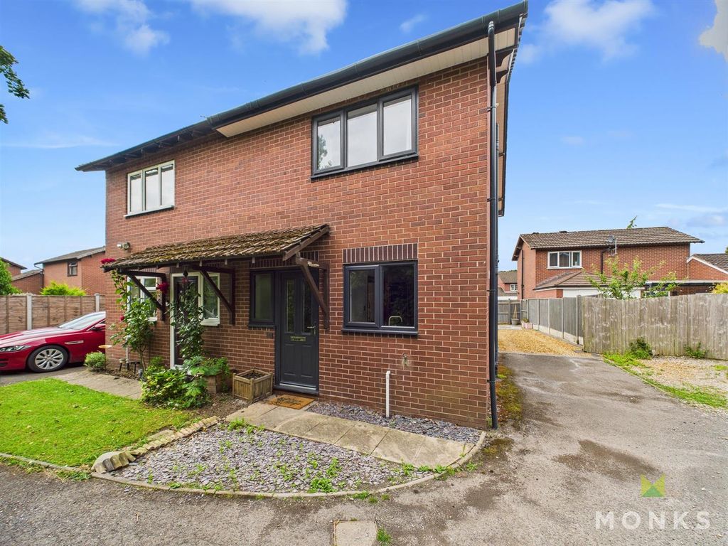 Property photo 1 of 11 Cam01520G0-Pr0225-Still001.Jpg