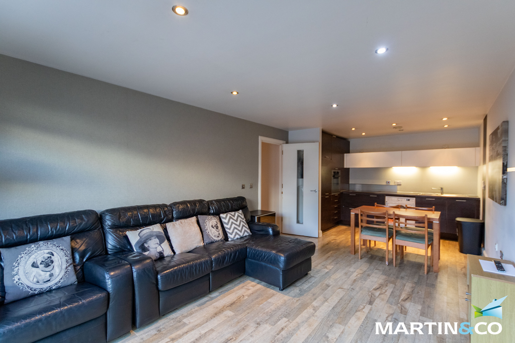 Property photo 2 of 9 Picture3