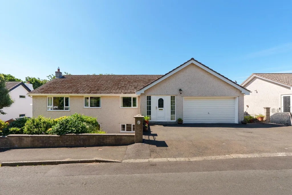Property photo 1 of 39