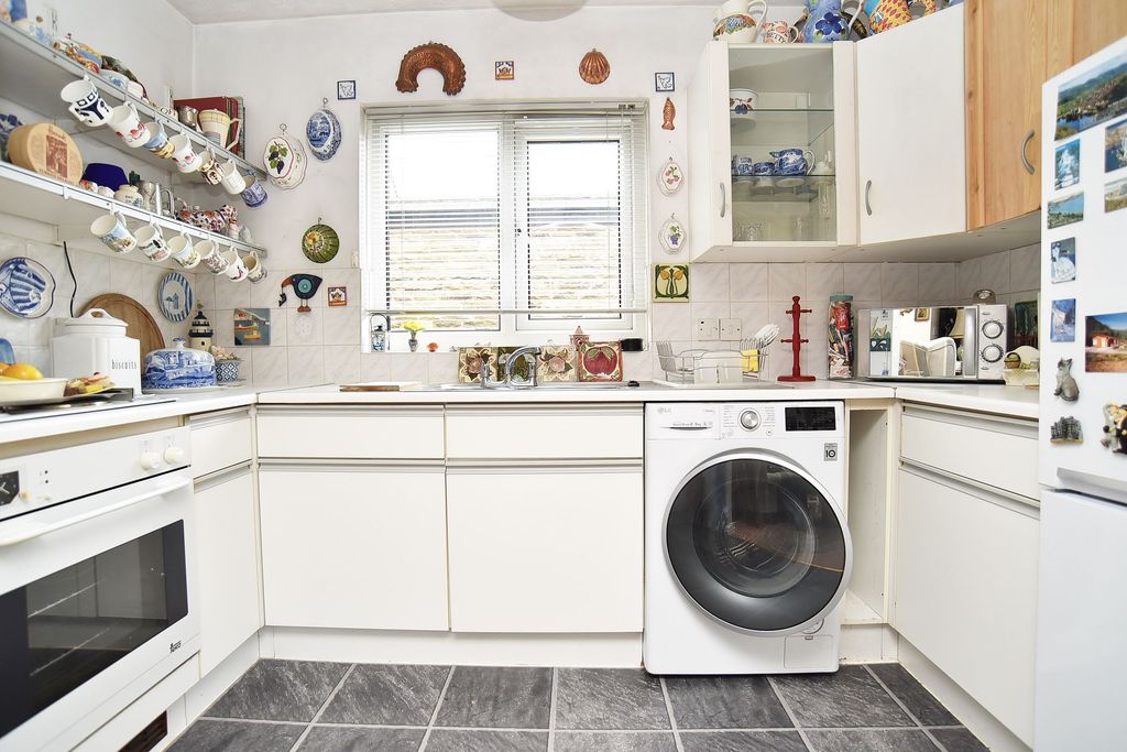 Property photo 3 of 8