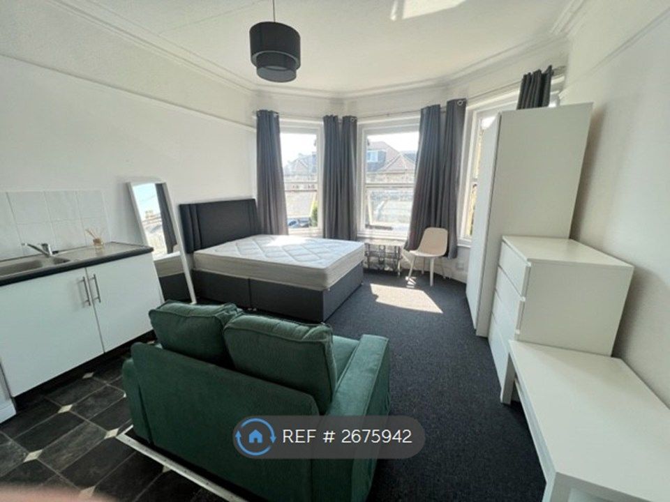 Property photo 1 of 4