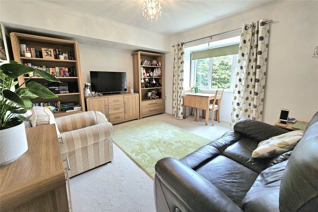 Property photo 2 of 12 Picture No. 05