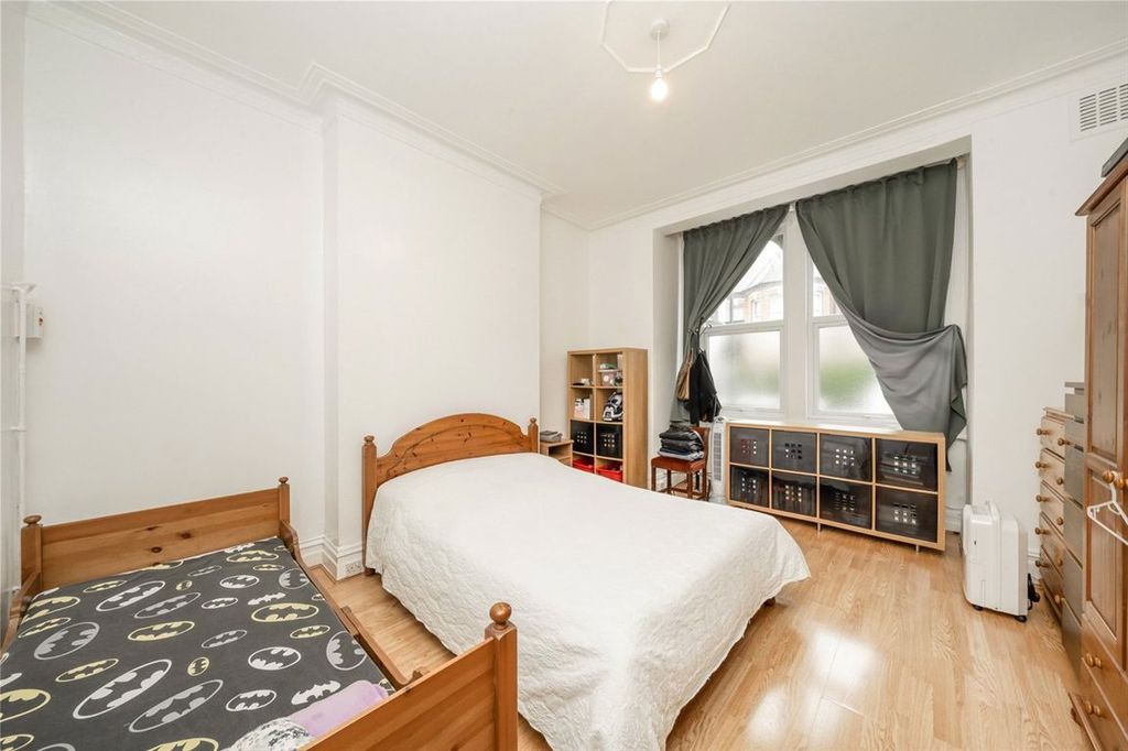 Property photo 3 of 8