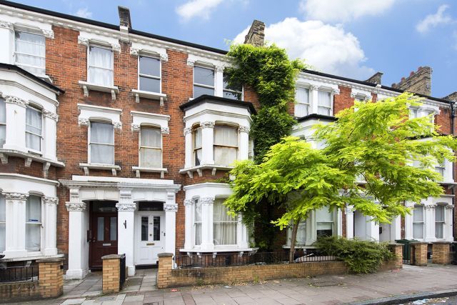 Property photo 1 of 9