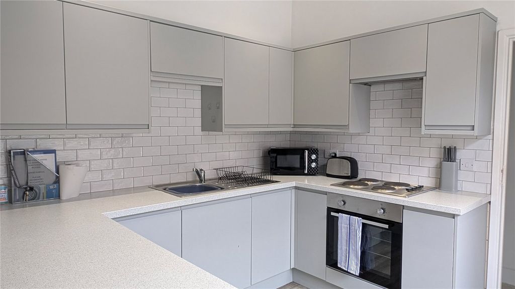 Property photo 2 of 14 Picture No. 67