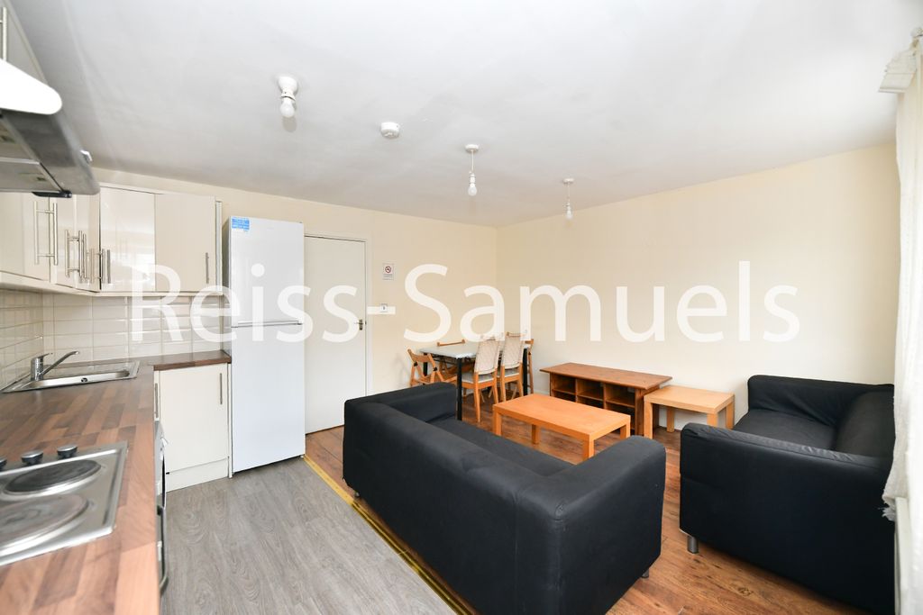 Property photo 3 of 59