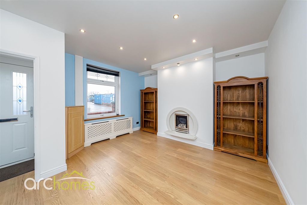 Property photo 2 of 19 Bolton-1.Jpg