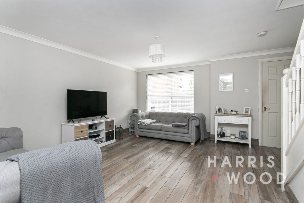 Property photo 3 of 22 4350163