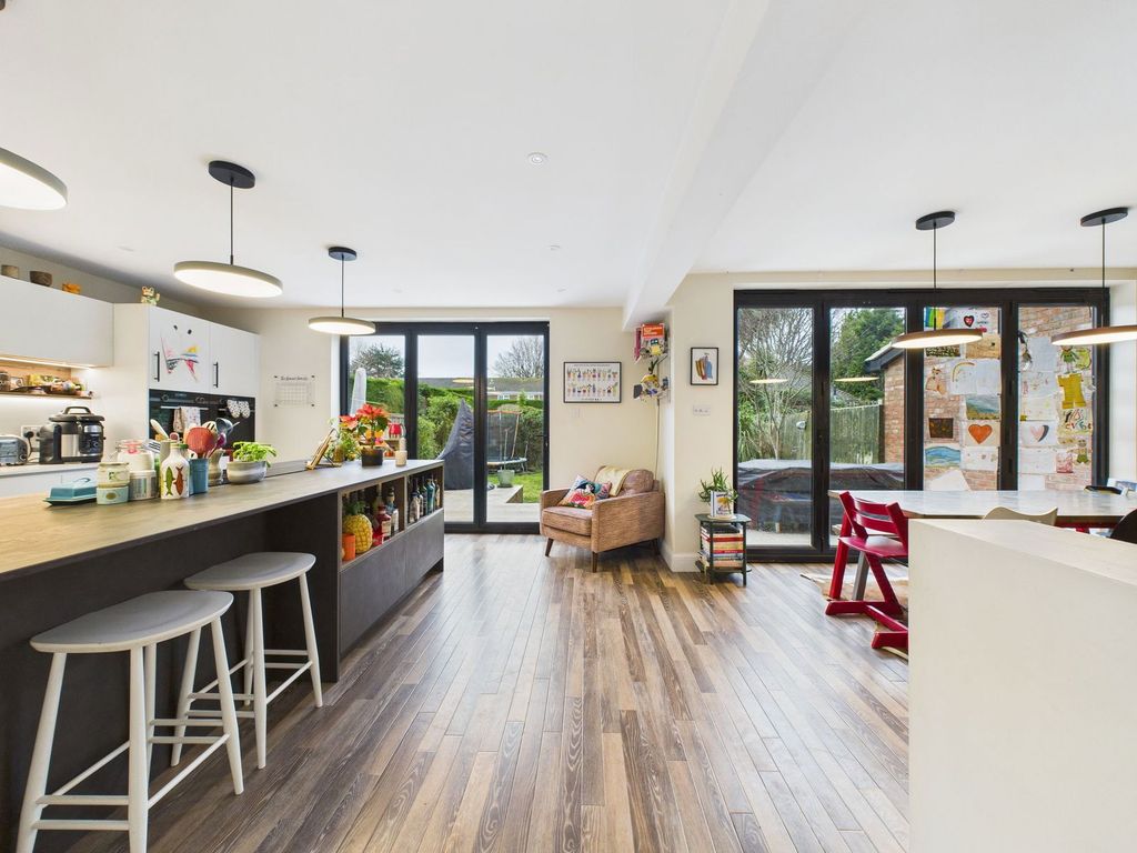 Property photo 3 of 22