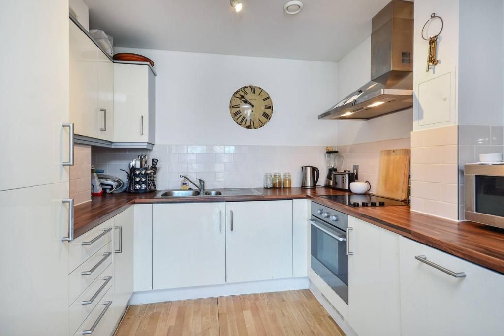 Property photo 3 of 8