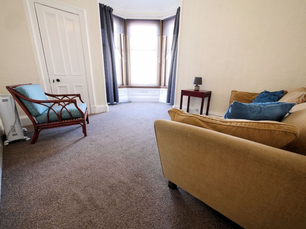 Property photo 3 of 11 Photo 3