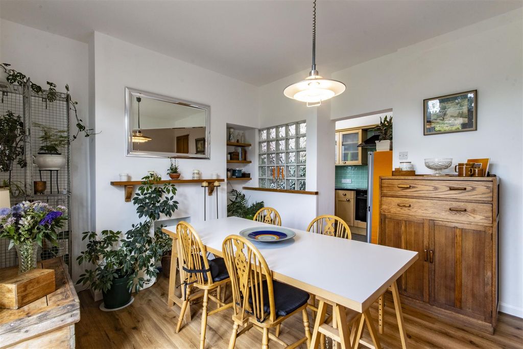 Property photo 2 of 18 Dining Room