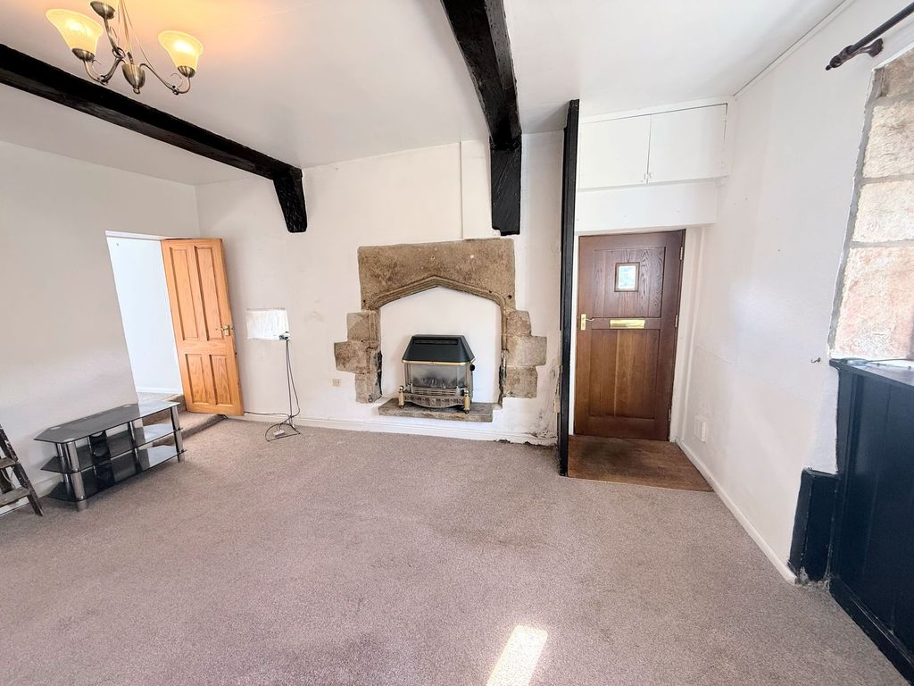 Property photo 2 of 30