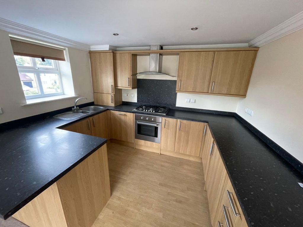 Property photo 3 of 6 Picture No. 15