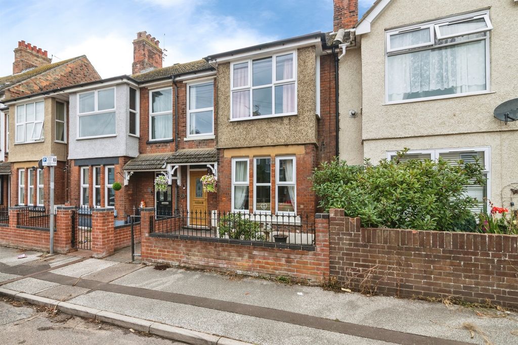 Property photo 1 of 19