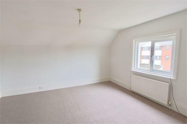 Property photo 2 of 4 Lounge