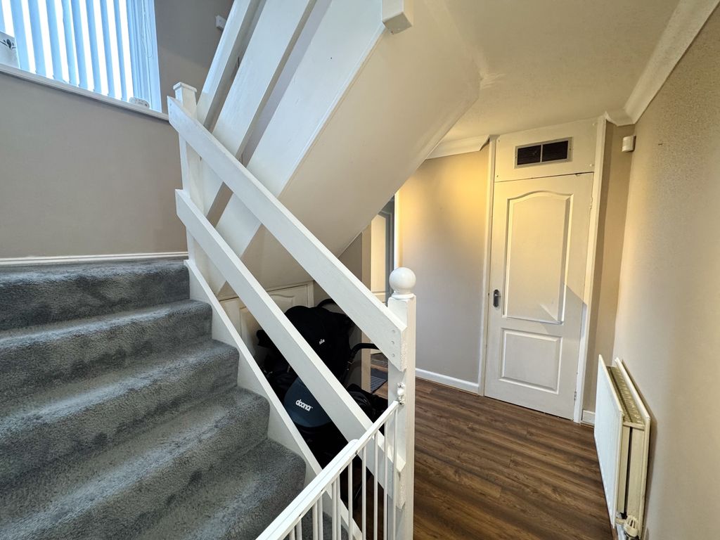 Property photo 3 of 16 Img_6166