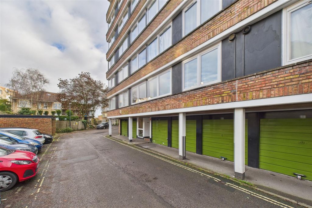 Property photo 2 of 7 Outside .Jpg