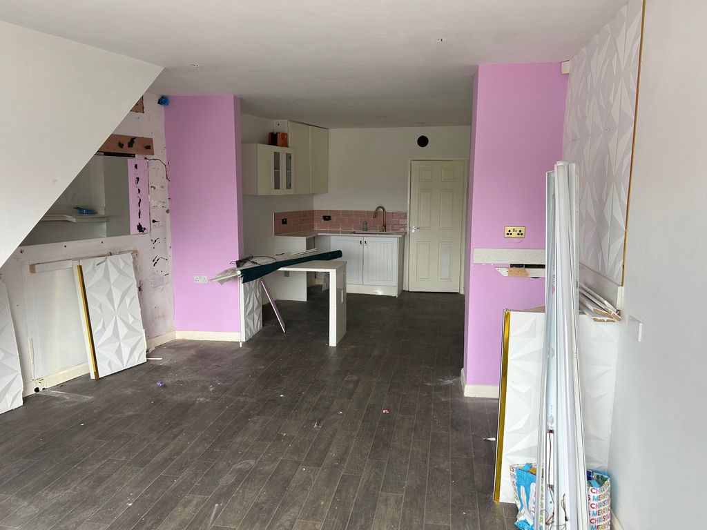 Property photo 2 of 2