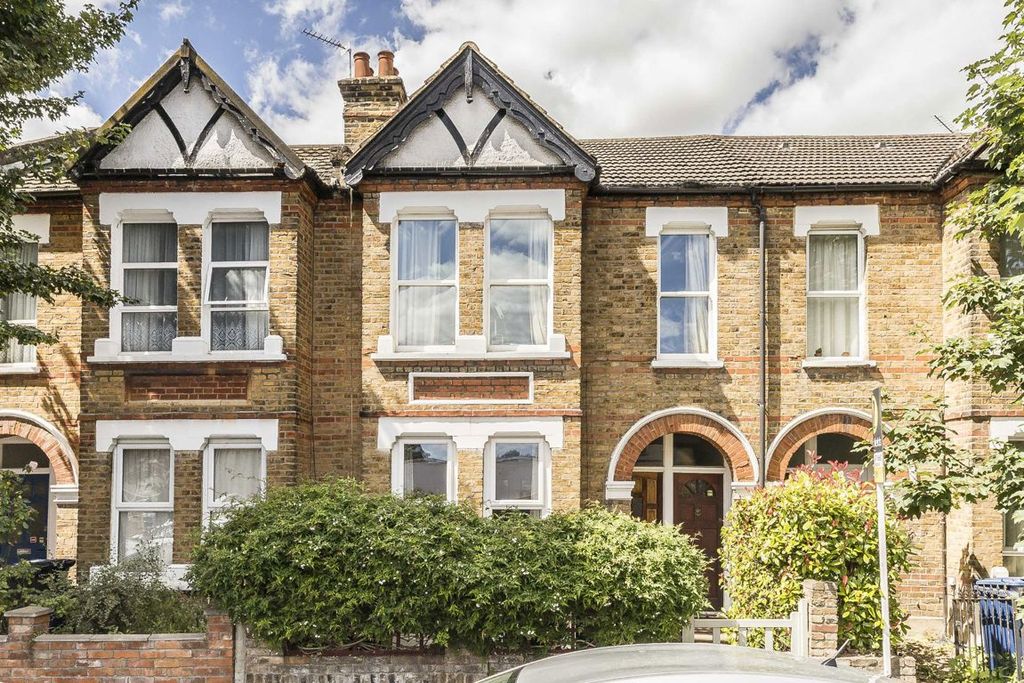 Property photo 1 of 7