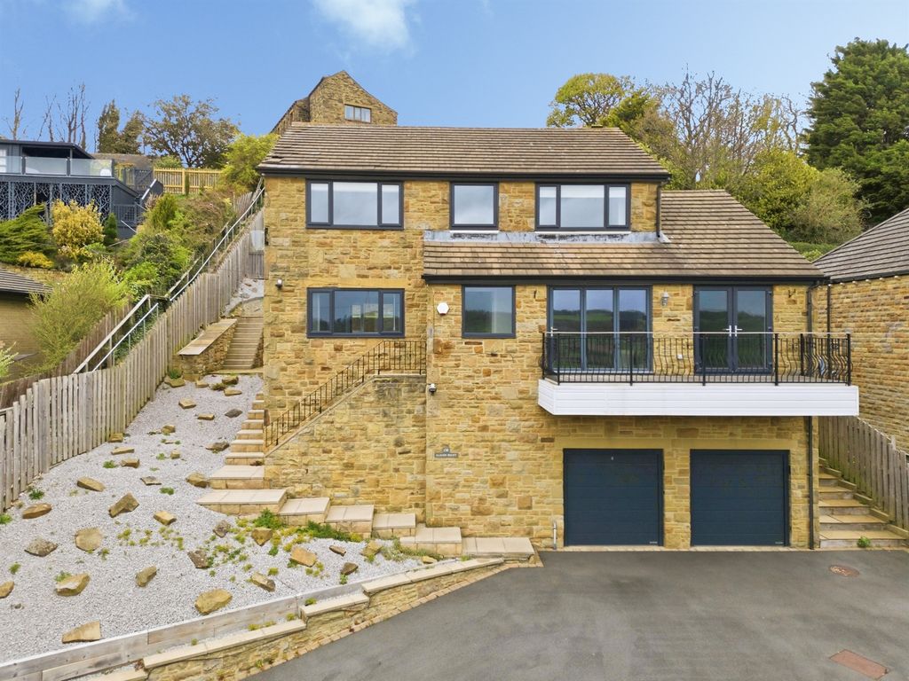 Property photo 1 of 24