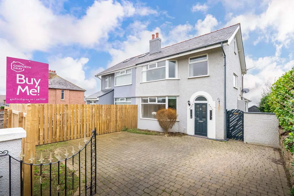 Property photo 1 of 20